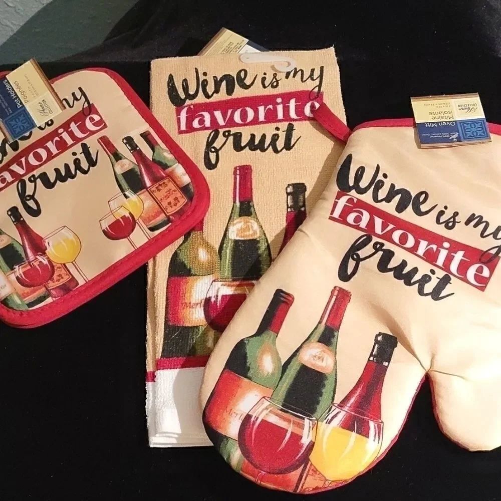 NWT Home Collection 2pot holders, oven mitt & …